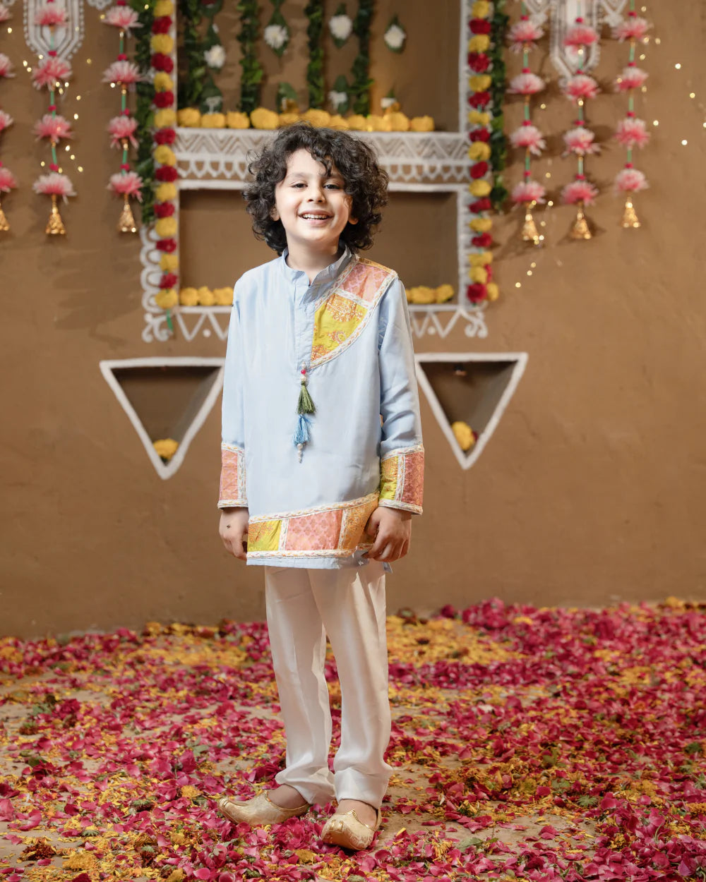 CONFETTI KURTA SET
