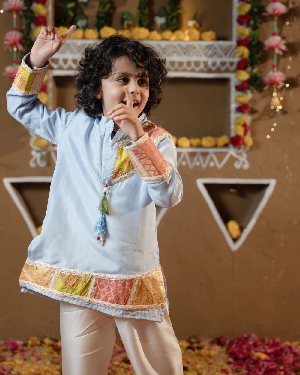 CONFETTI KURTA SET